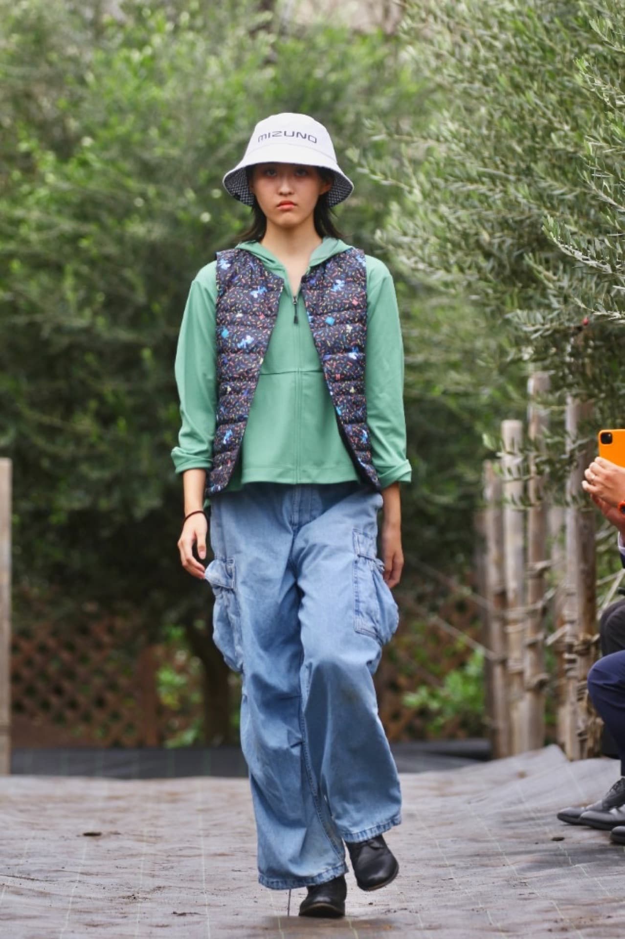 MIZUNOウェアのモデル