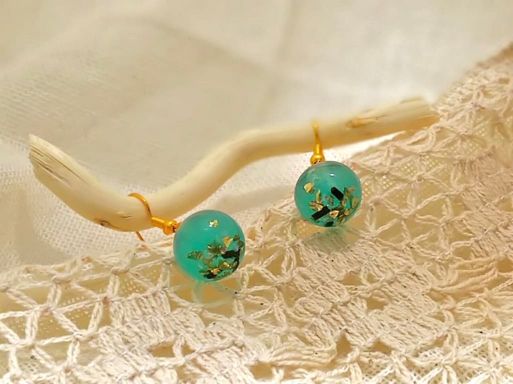 雲丹華 ターコイズピアス