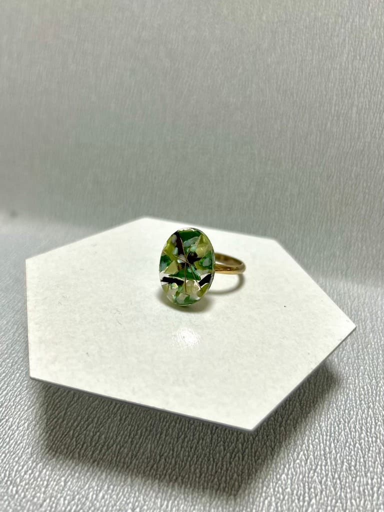 雲丹華 グリーンリング